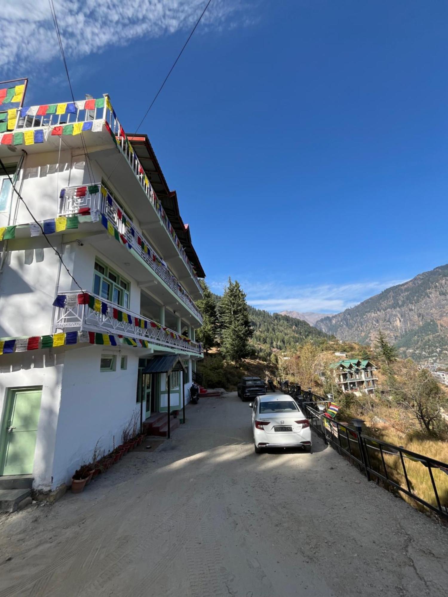 Dormigo Hostel Manali  Luaran gambar